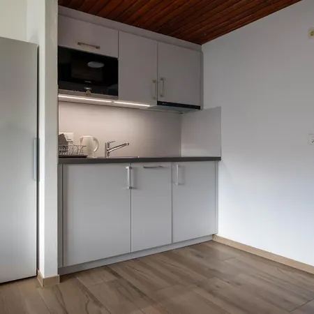 Zurschmitten 11 2- Ug Sued By Interhome Lägenhet